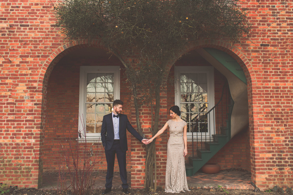 DC wedding photographer captures bride and groom at River Farms in outdoor wedding