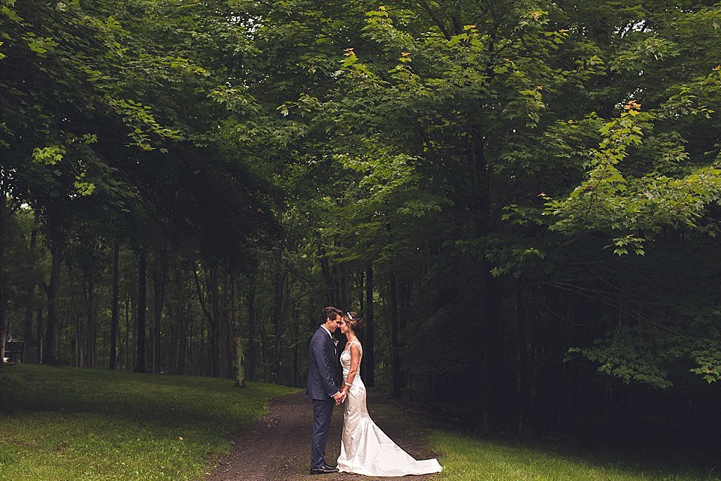 baltimore wedding photography with bride and groom under tree
