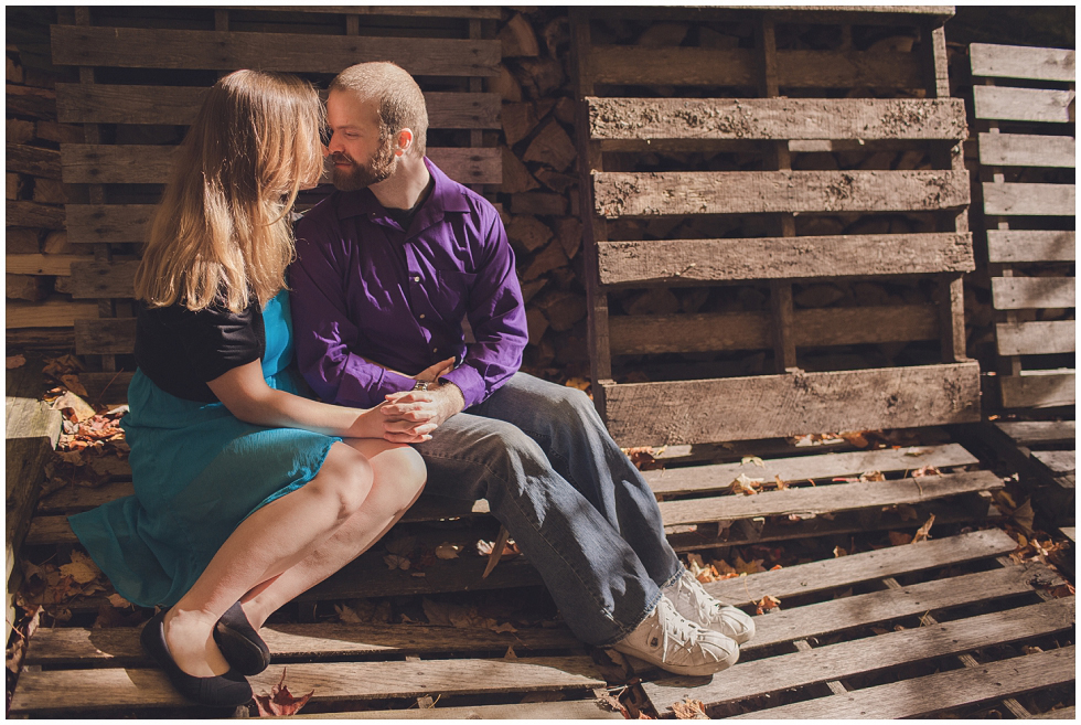 dc engagement photography in fall with changing leaves