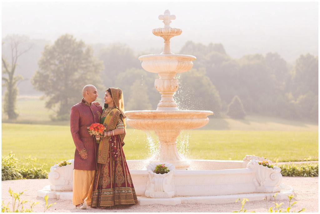 washington dc wedding photographer couple near fountain